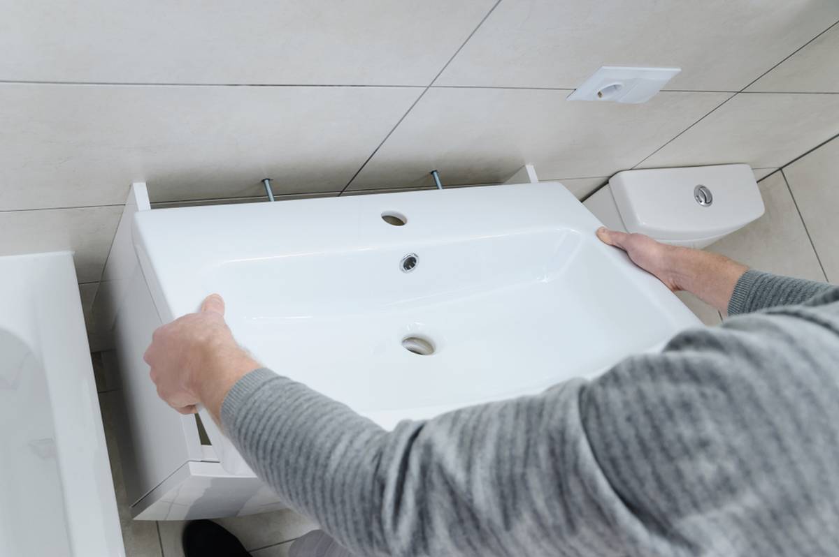 Comment faire l'installation sanitaire dans une maison en rénovation ?-1